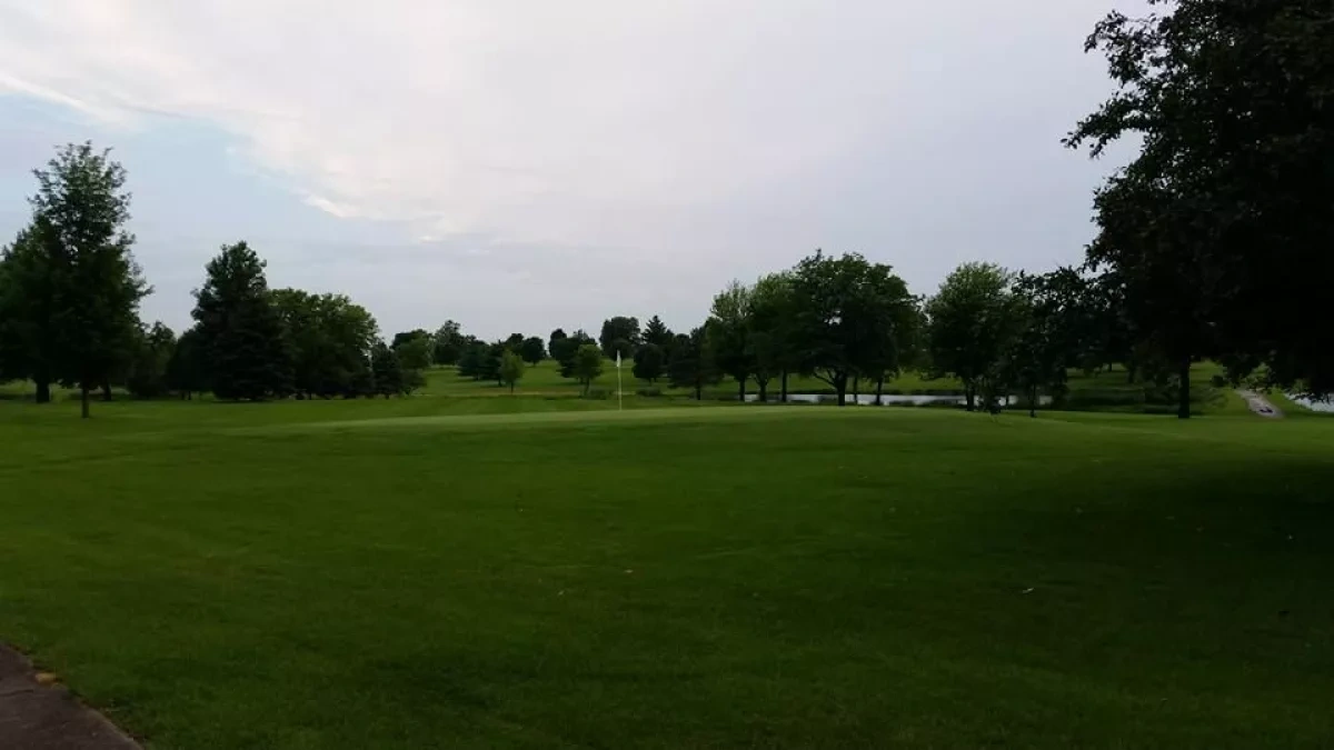 Golf course photo